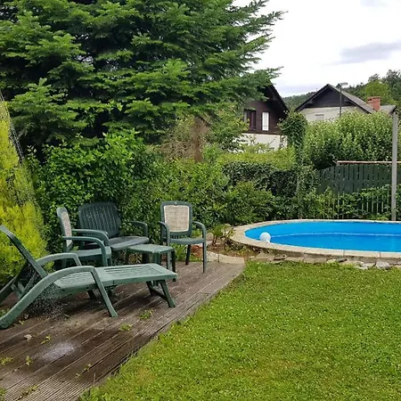 Lovely With Barbecue Terrace And Free Parking On Premises Alloggio in famiglia Lubiana